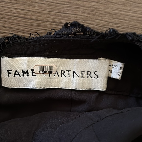 Fame partners black romper - Picture 2 of 4